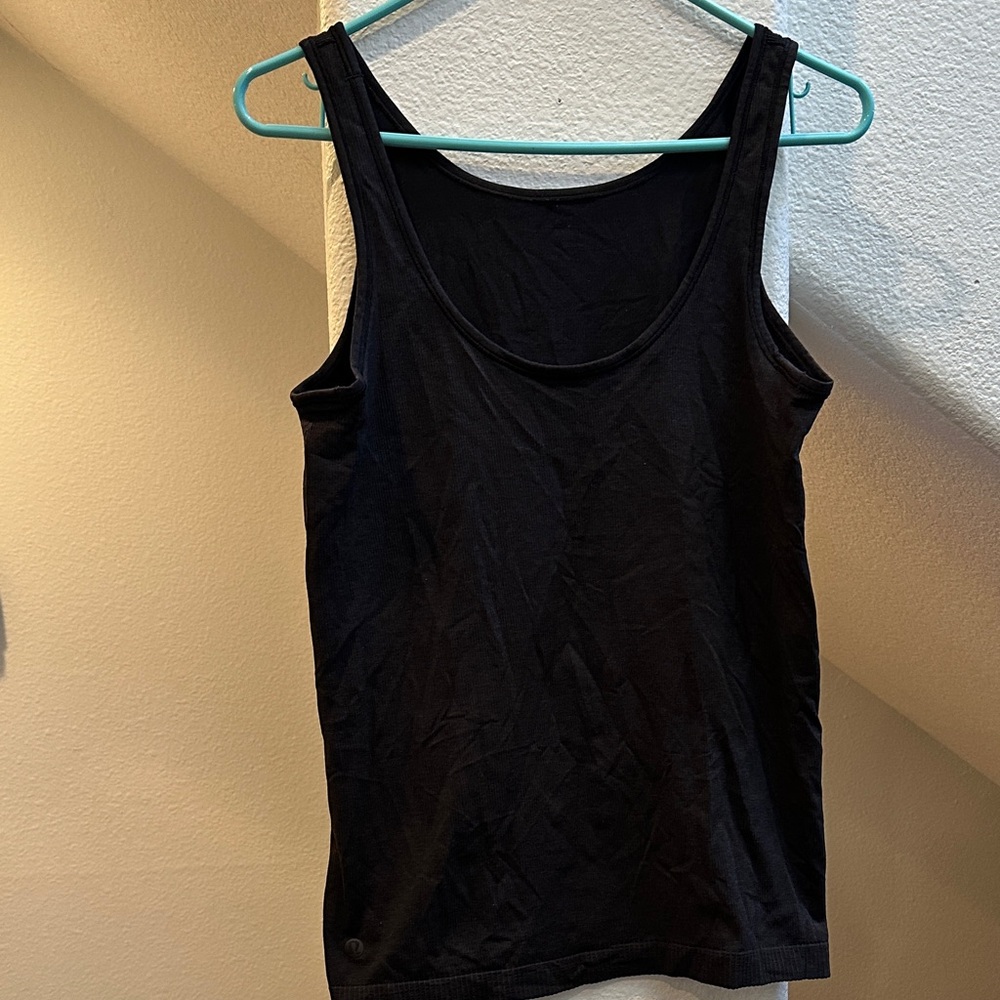 Lululemon Black Ribbed Tank Top Seamless Athletic Yoga Basic